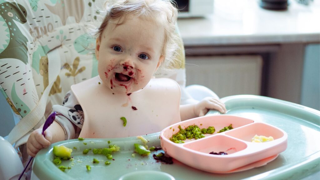 BLW – co to jest, jak zacząć i czy to bezpieczne dla dziecka?