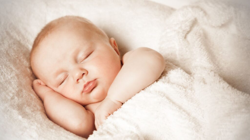 Regres snu w 4. miesiącu – co to jest i jak sobie z nim poradzić?